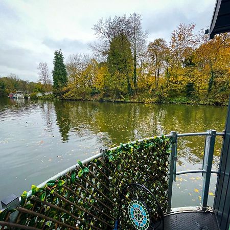 Апартаменты Lady Florence, Maidstone A Unique River Boat With Castle Views Экстерьер фото