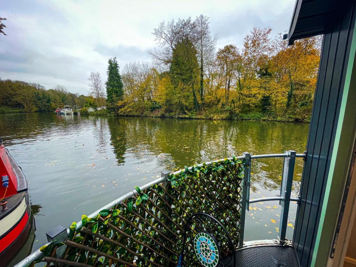Апартаменты Lady Florence, Maidstone A Unique River Boat With Castle Views Экстерьер фото